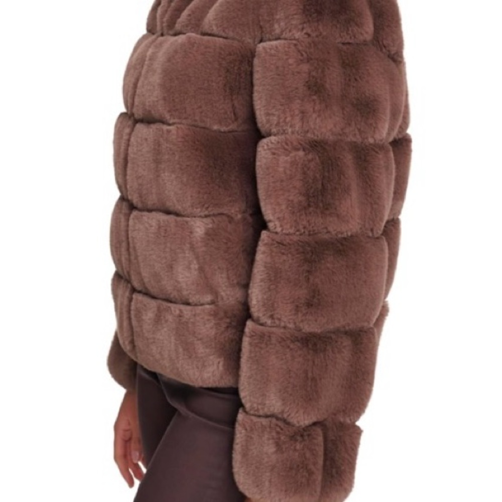 Women's NWT Calvin Klein BrownFaux Fur Puffer Jacket - Size Small - Picture 3 of 7